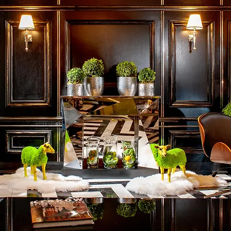 Balthazar Design Otel 5*