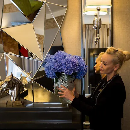 Отель Balthazar Design